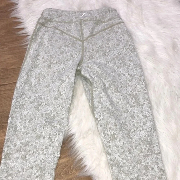 Gym shark xsmall fleur green high waisted leggings - Picture 6 of 8